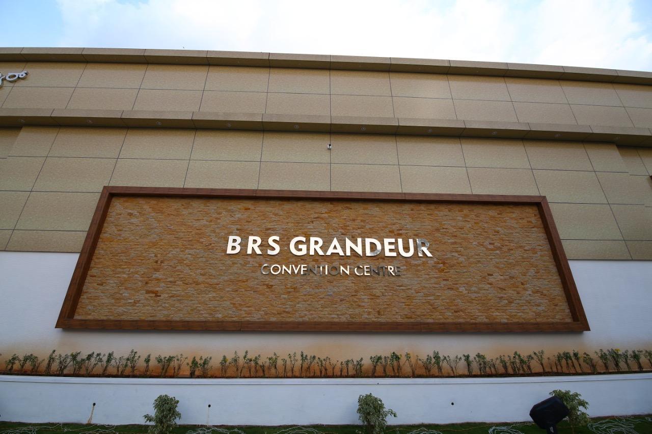 BRS GRANDEUR gallery photo 29